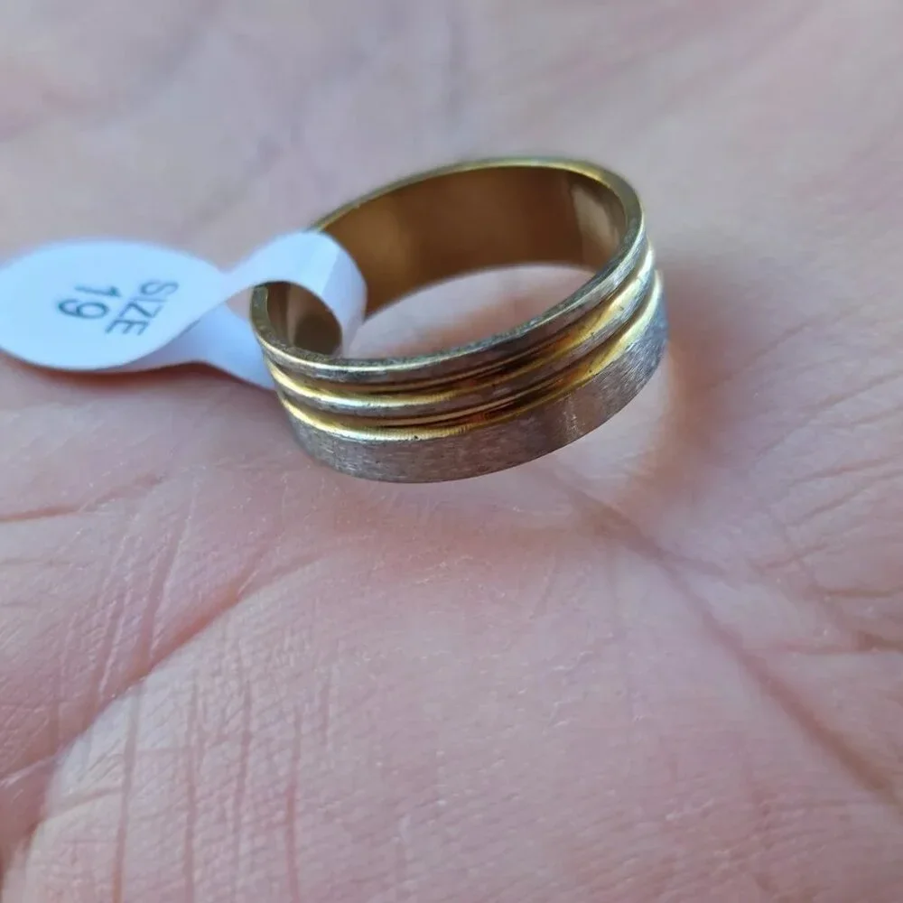 Fashion Ring Unisex Ring Band Silver Tone Fashion Jewlry Size 9 NWT - Picture 7 of 13